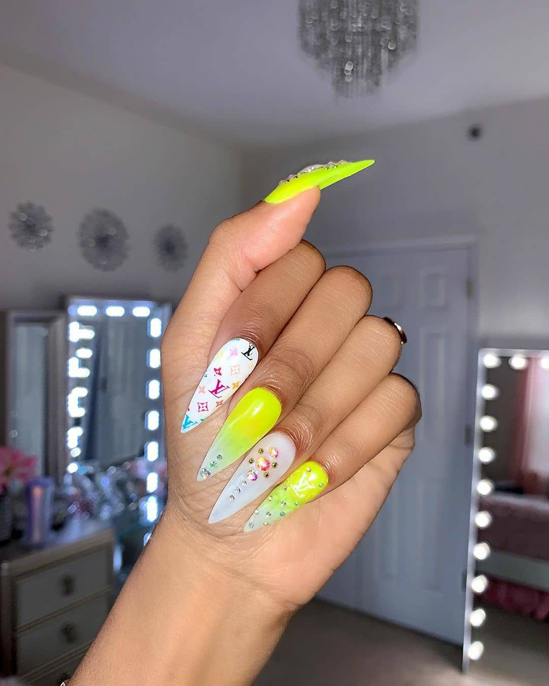 Acrylic Press on Nails Custom Press on Nails