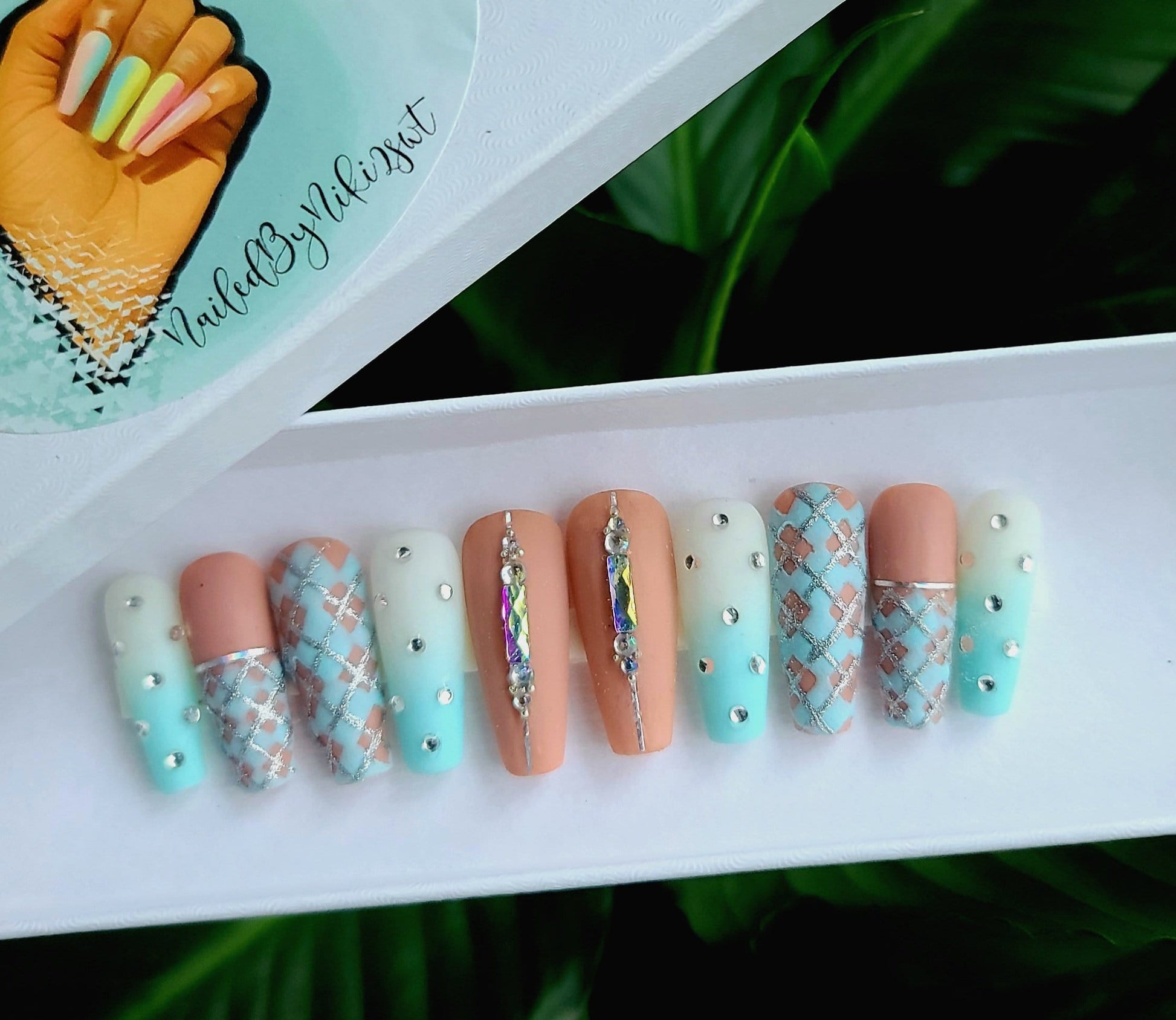 Acrylic Press on Nails Custom Press on Nails