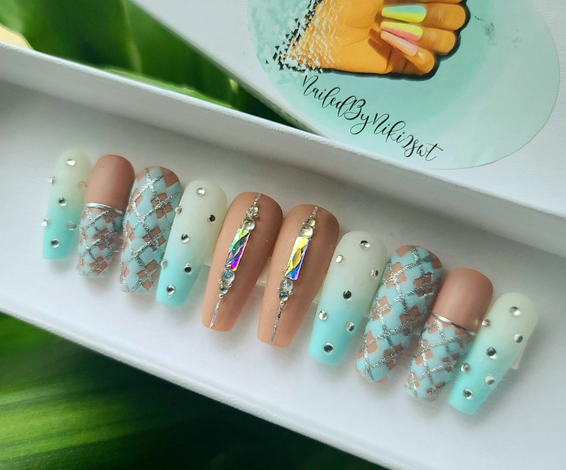 Acrylic Press on Nails Custom Press on Nails